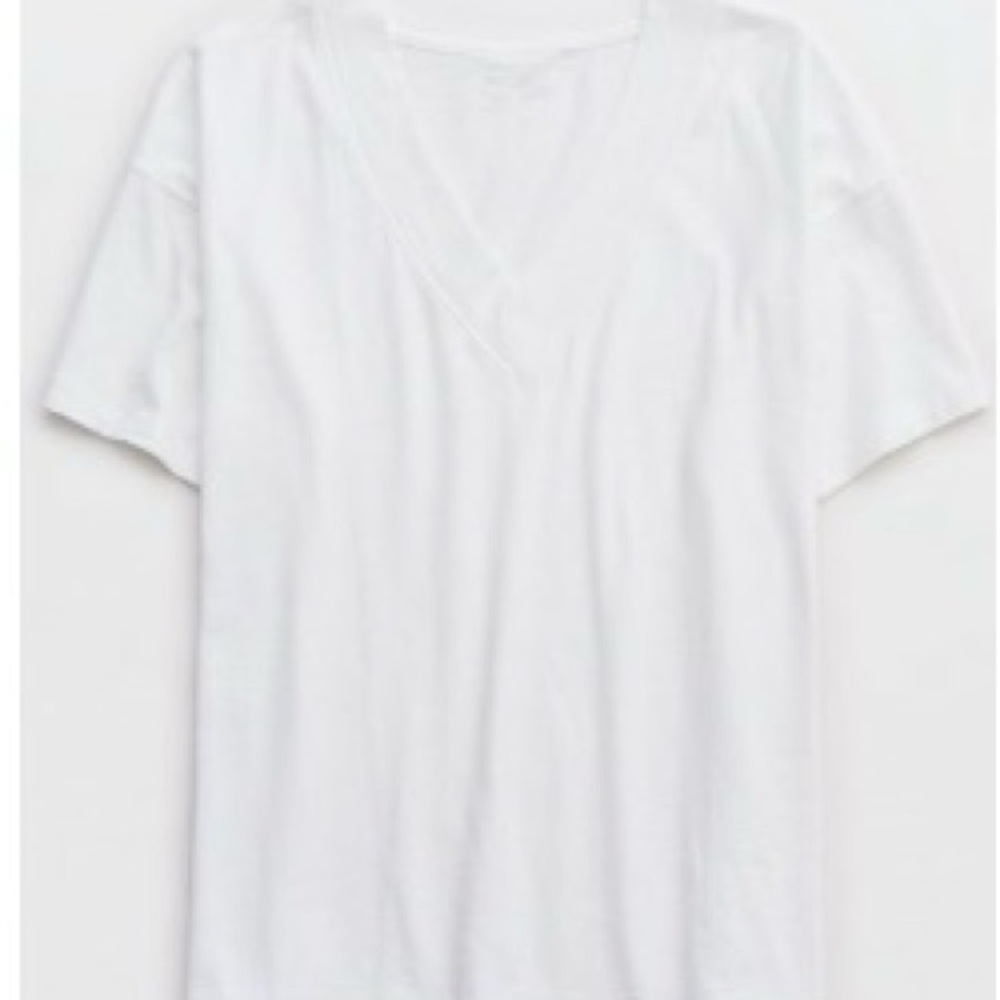NWT Aerie V-Neck White Short Sleeve Tee
